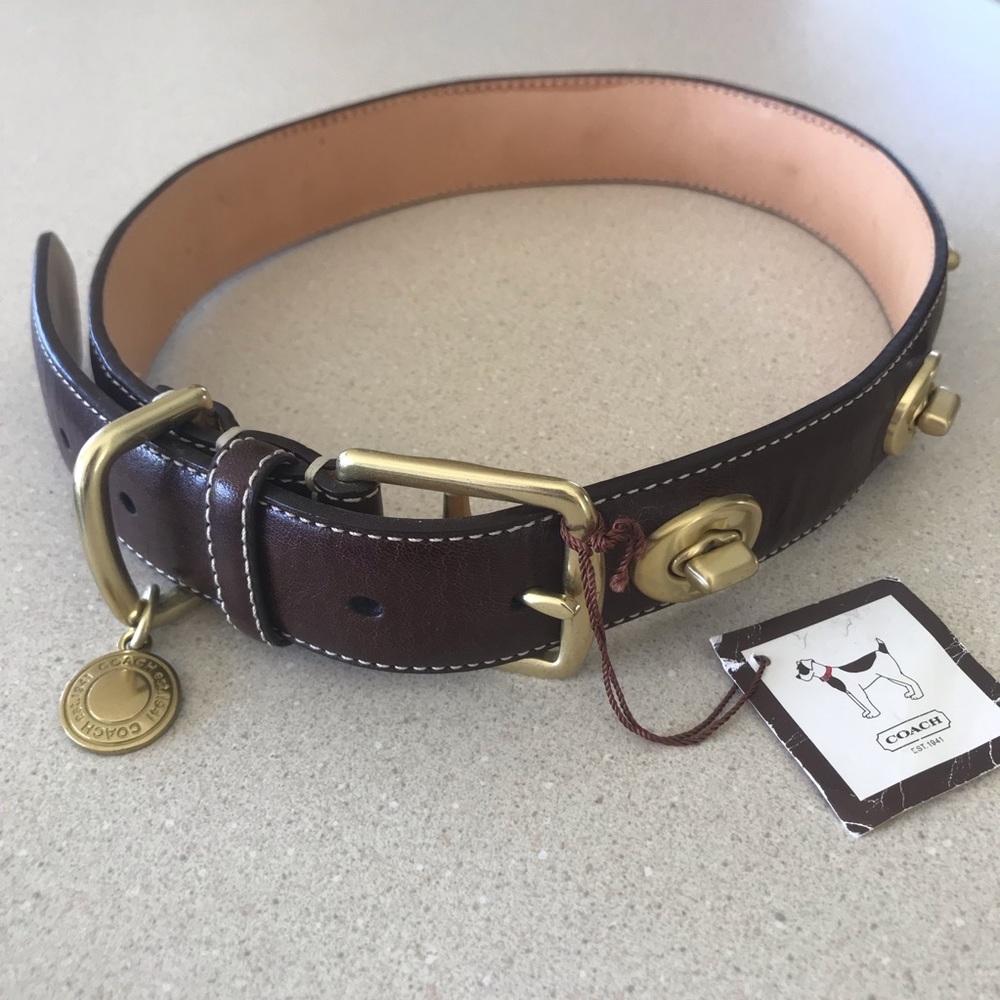 Coach XL brown leather turn lock dog collar